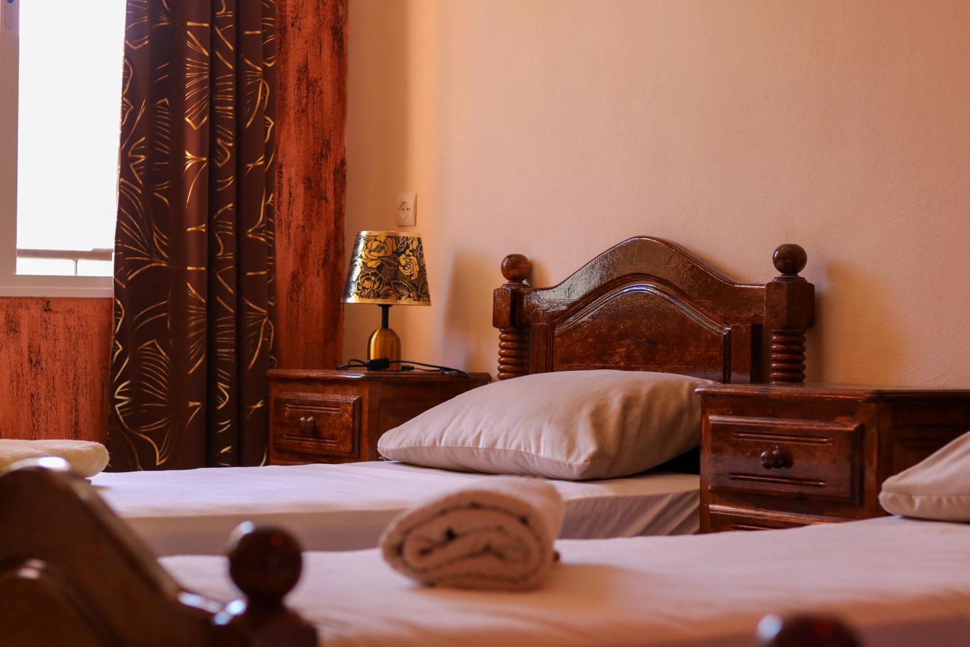 Auberge Les Montagnes Du Paradis Tagherat Anekrim Ngoại thất bức ảnh