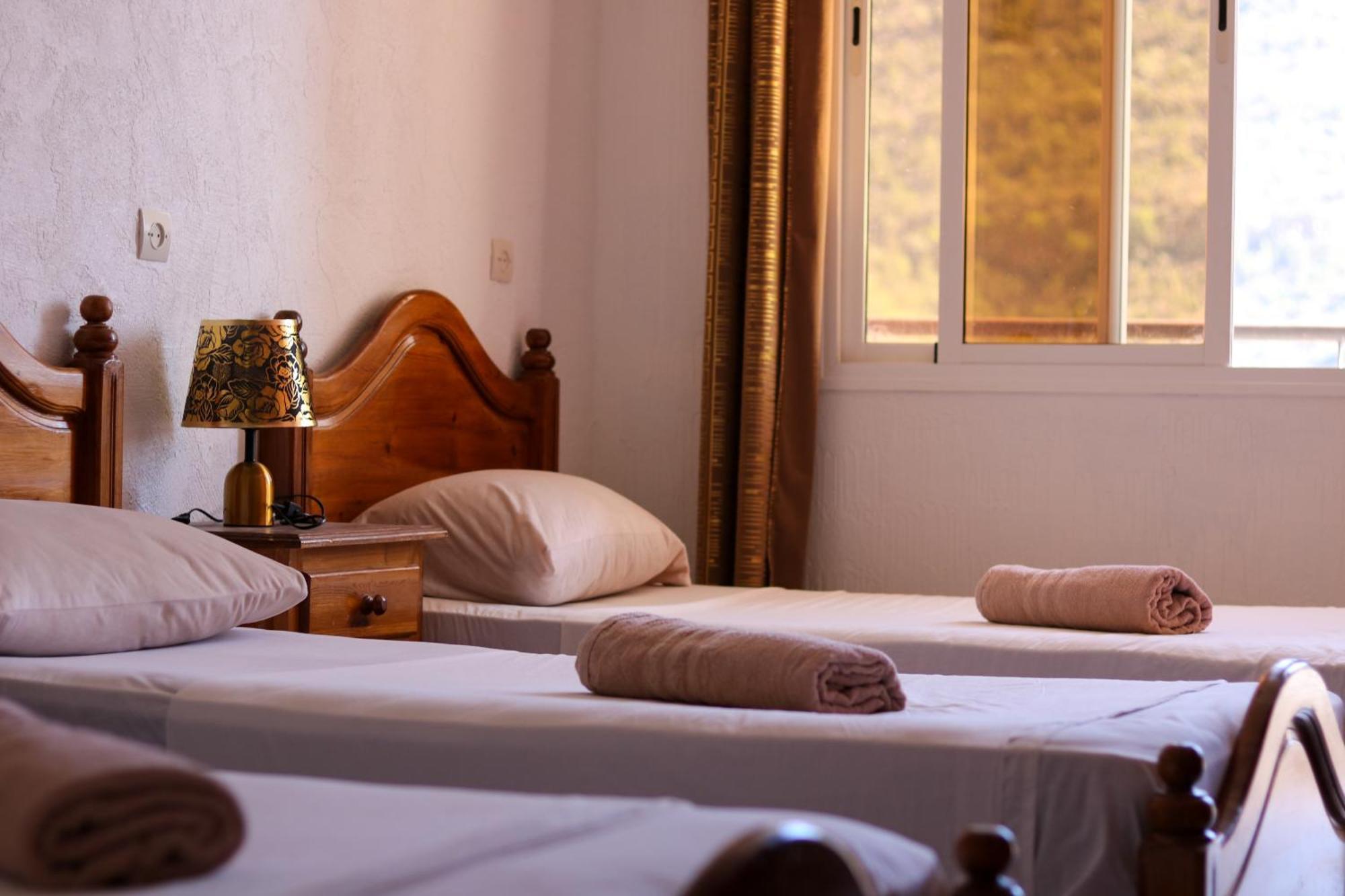 Auberge Les Montagnes Du Paradis Tagherat Anekrim Ngoại thất bức ảnh
