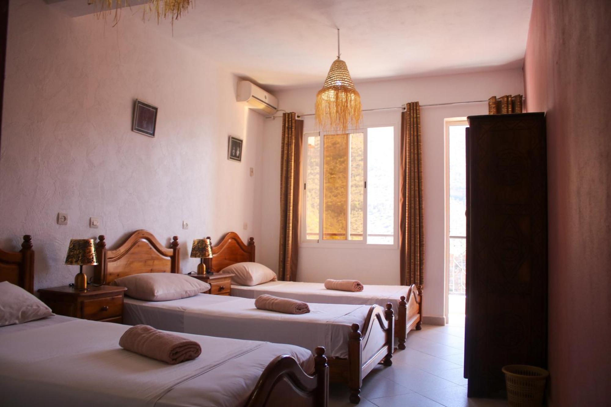 Auberge Les Montagnes Du Paradis Tagherat Anekrim Ngoại thất bức ảnh
